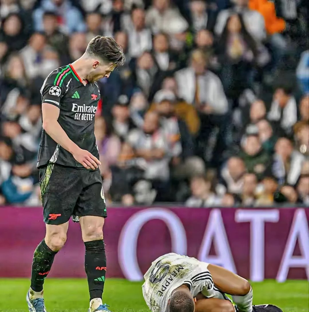 开云体育-关于姆巴佩连续二十场比赛得分超过战术调整，雄鹿不断突破！引发球迷热议的信息