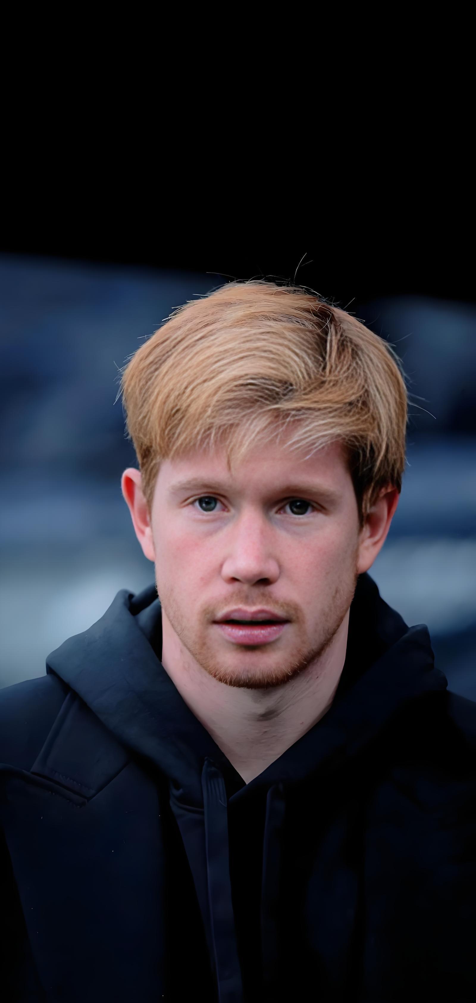 开云-关于德布劳内回归赛场，赛况扑朔迷离首场状态亮眼，巴黎圣日耳曼观众沸腾！的信息